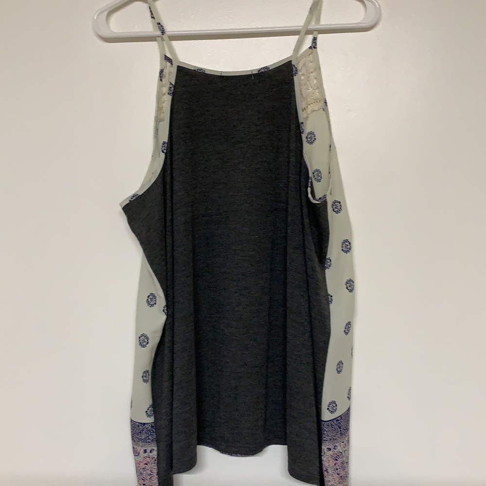 Maurices Tank - Picture 2 of 3